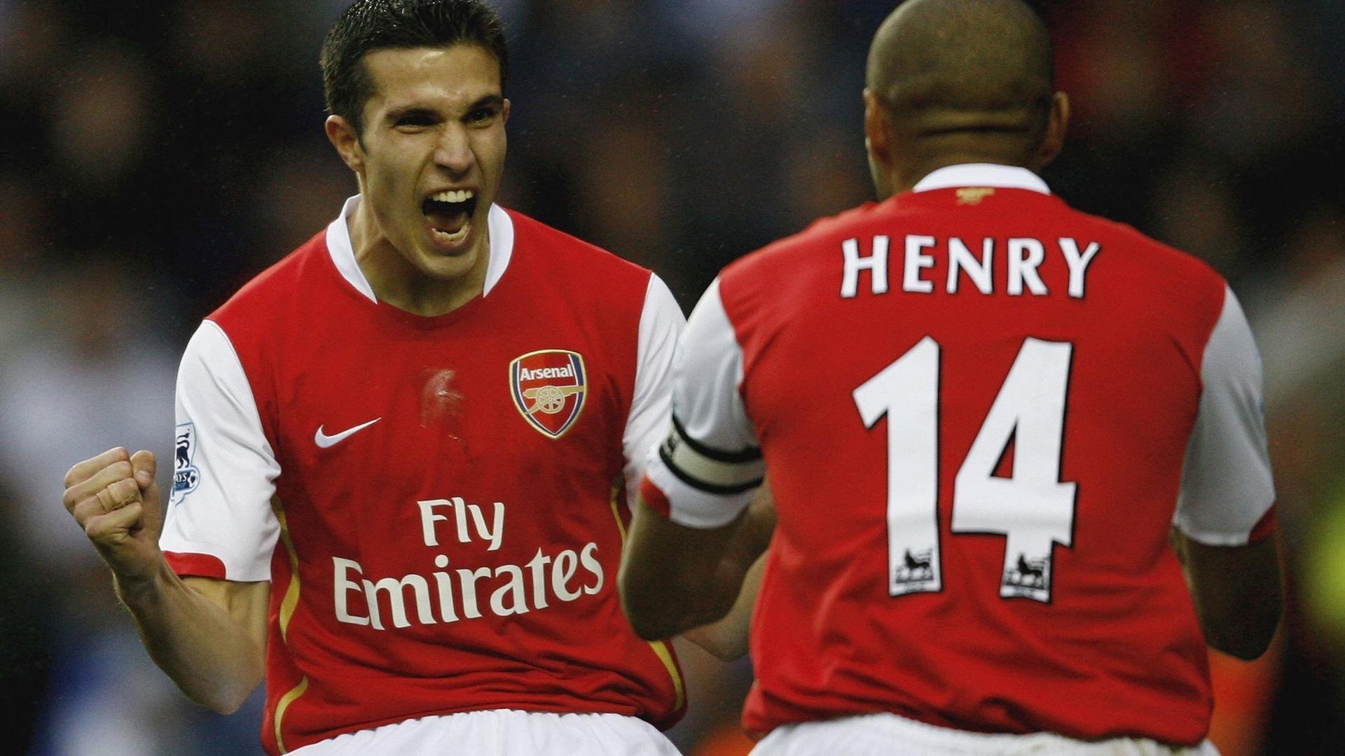 喜从天降！武汉三镇躺着就保级成功了，邓卓翔：不是拼来的不太爽